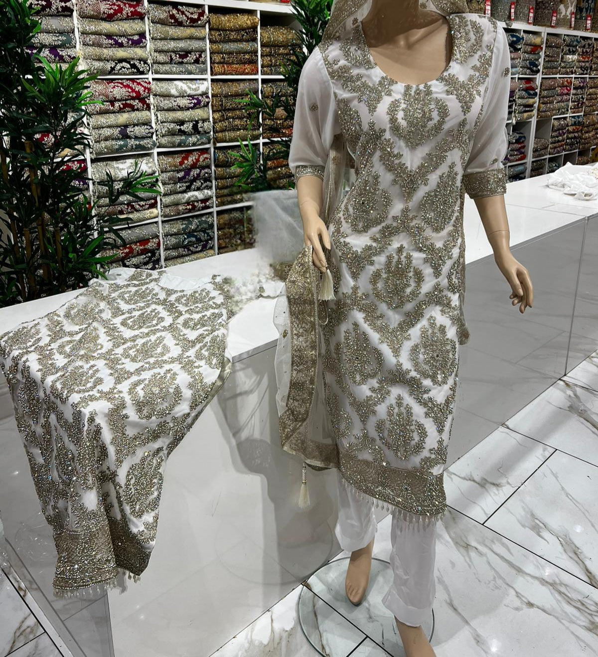 Salwar Kameez Luxury White