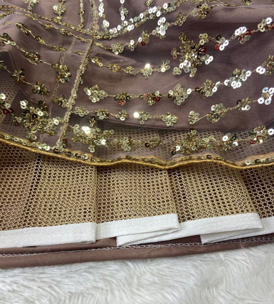 Lehenga Marron et Doré Pailleté Luxury