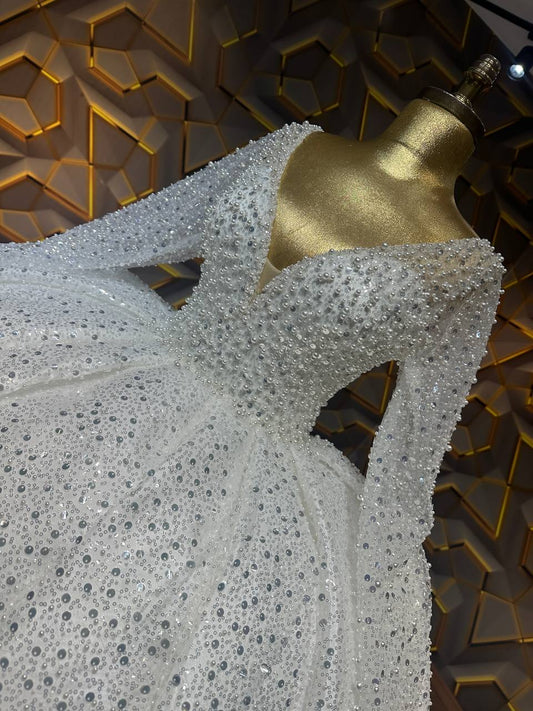 Robe de Mariée Princesse Luxury Perles Paillettes, Manches Longues, Col V avec Traîne