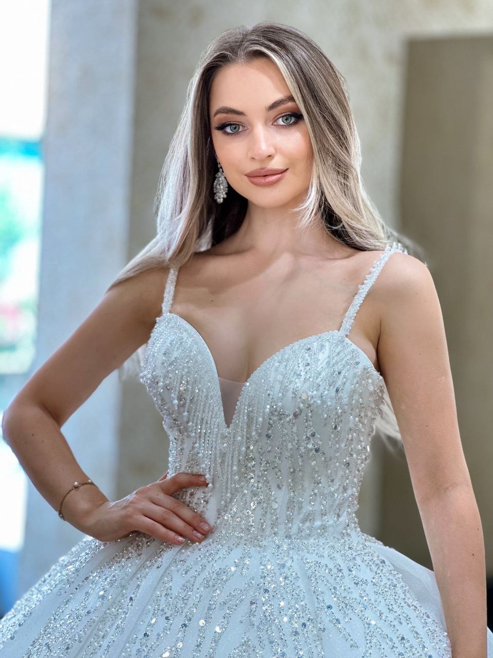 Robe de Mariée Princesse Luxury, Col Cœur, Paillettes