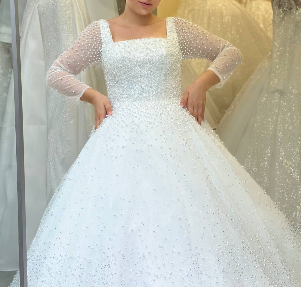 Robe de Mariée Princesse Luxury, Dentelle, Manches Longues, Col Carré