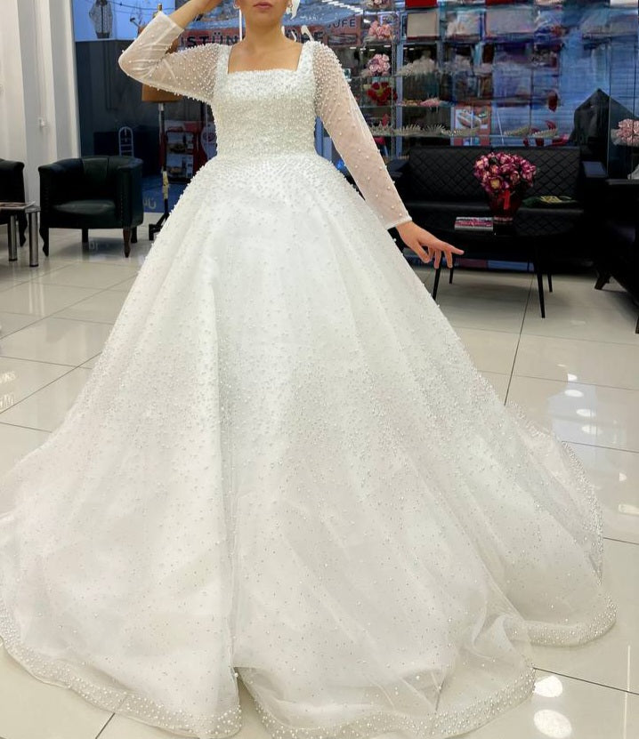 Robe de Mariée Princesse Luxury, Dentelle, Manches Longues, Col Carré