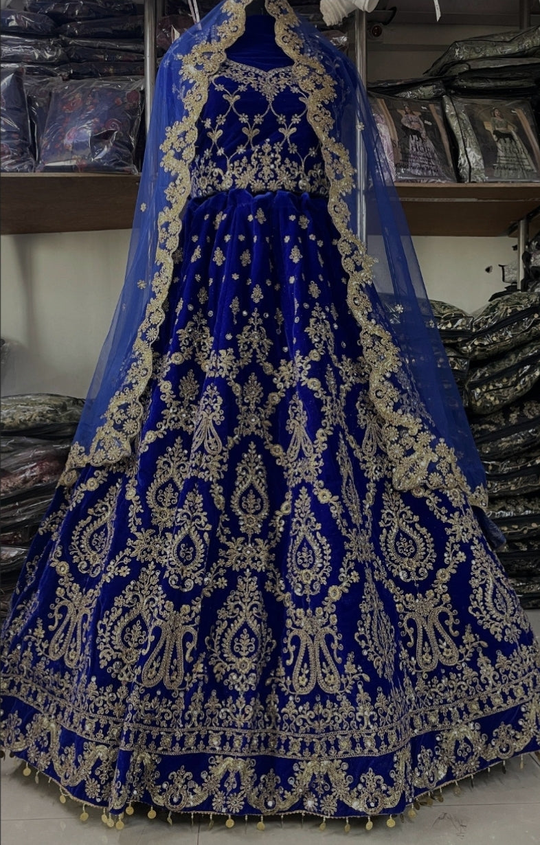 Lehenga Rouge Doré Royal