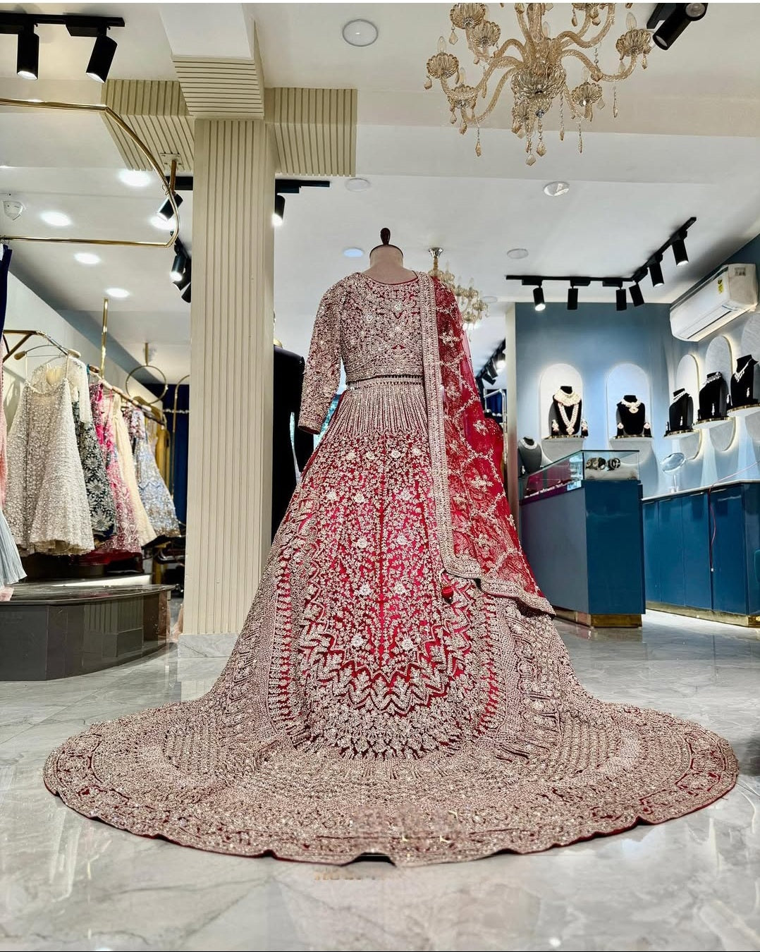 Lehenga Rouge Luxury