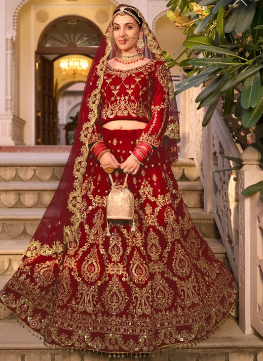 Lehenga Rouge Doré Royal