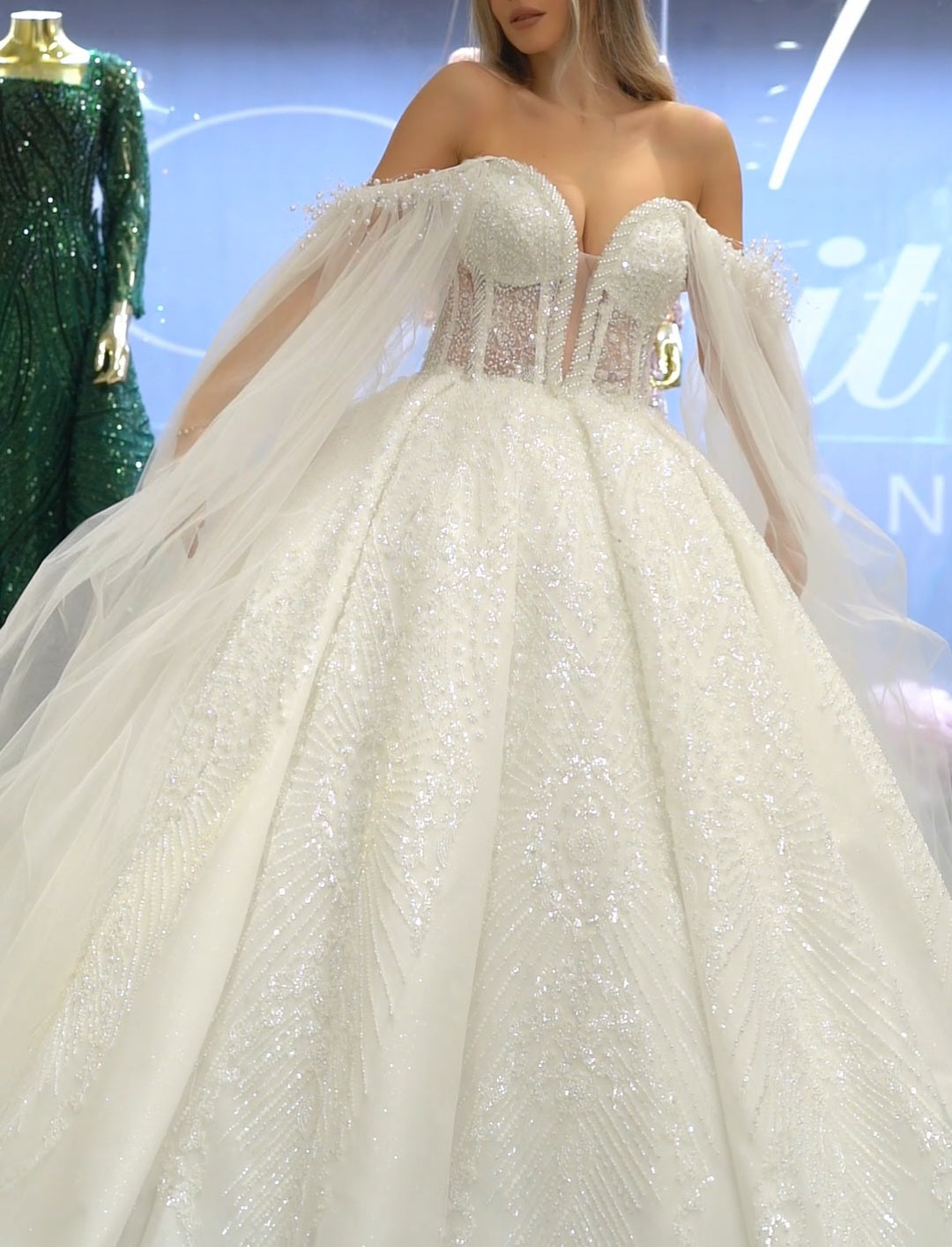 Robe de Mariée Princesse Luxury, Manches Voile