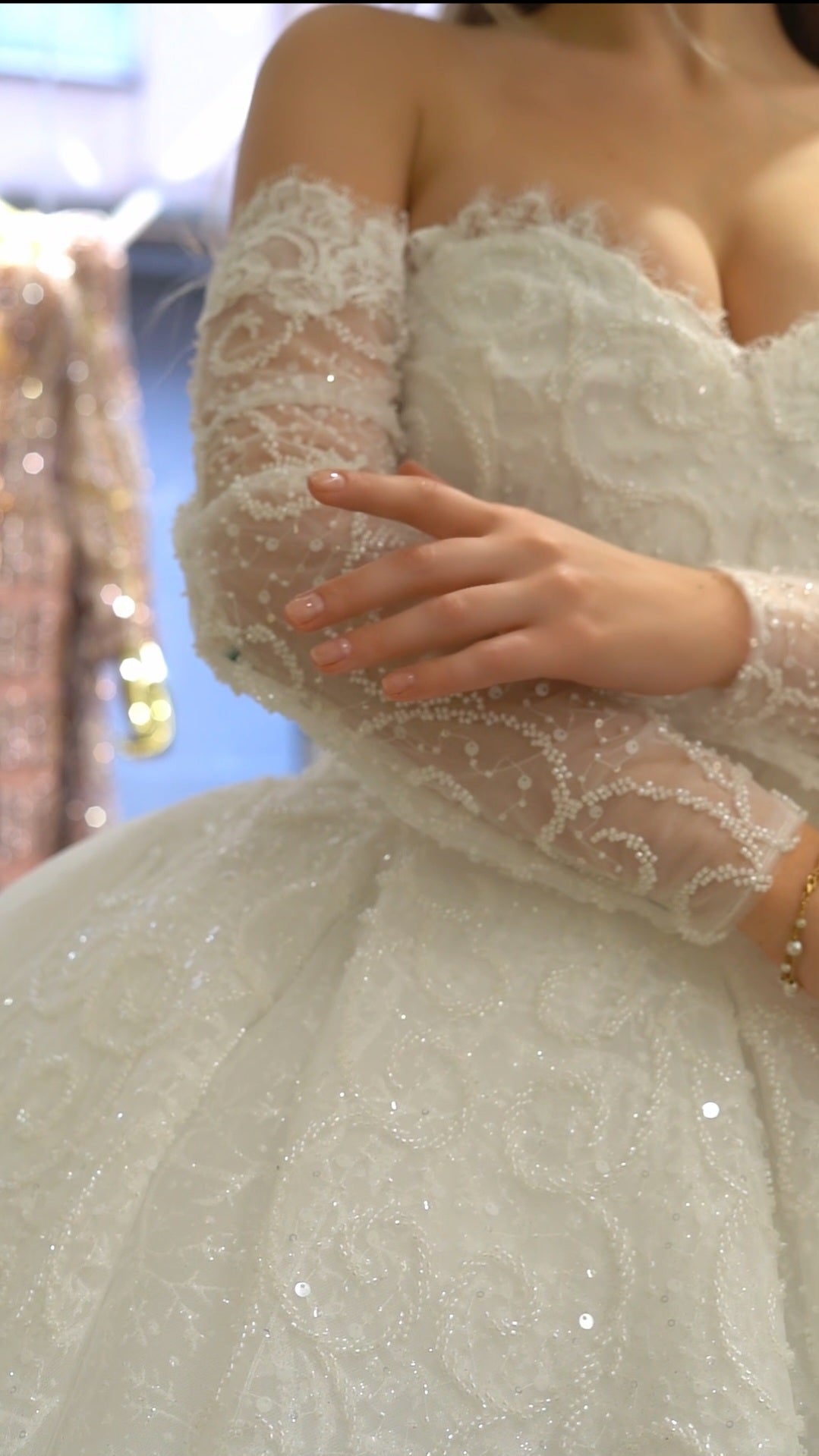 Robe de Mariée Princesse Luxury, Dentelle, Manches Longues