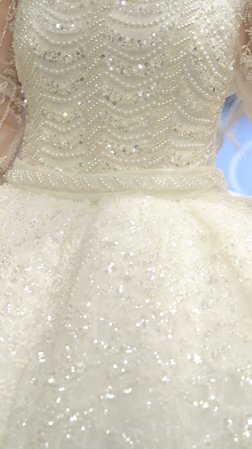 Robe de Mariée Princesse Luxury Col Carré Manches Longues