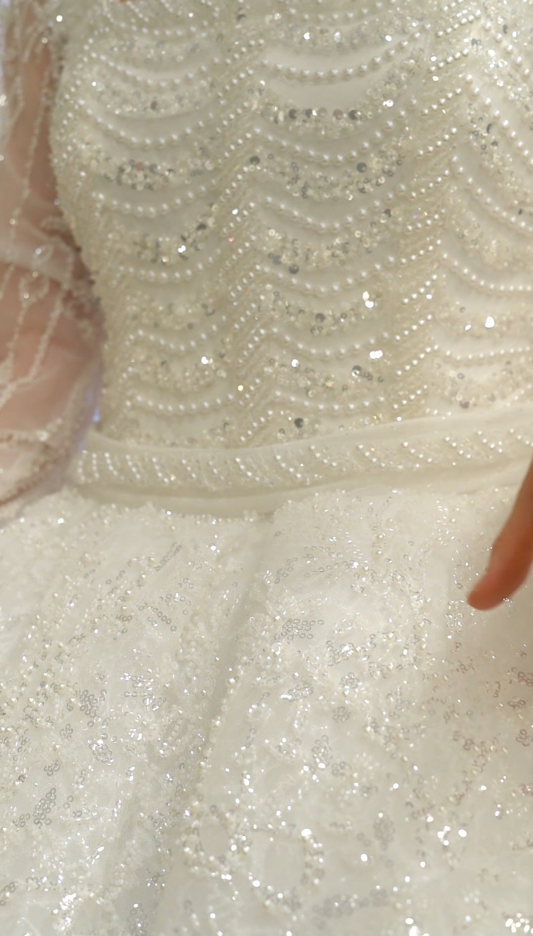 Robe de Mariée Princesse Luxury Col Carré Manches Longues