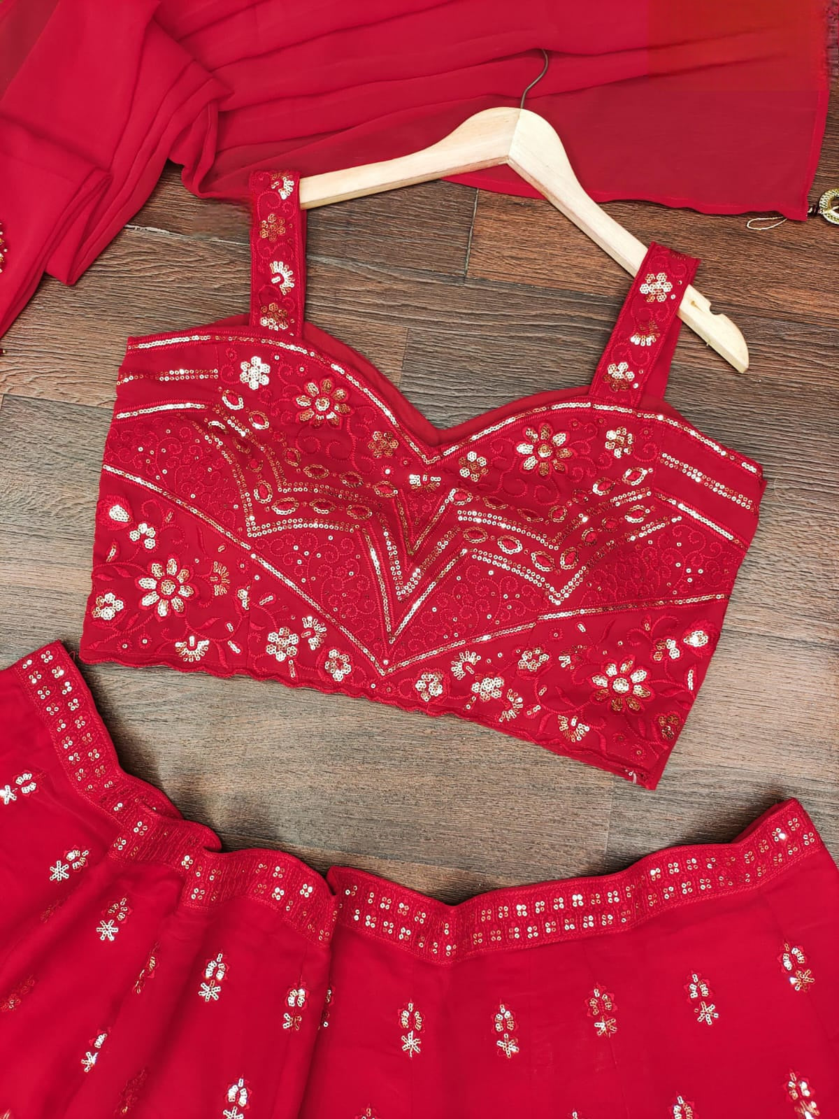 Lehenga Rouge Bollywood